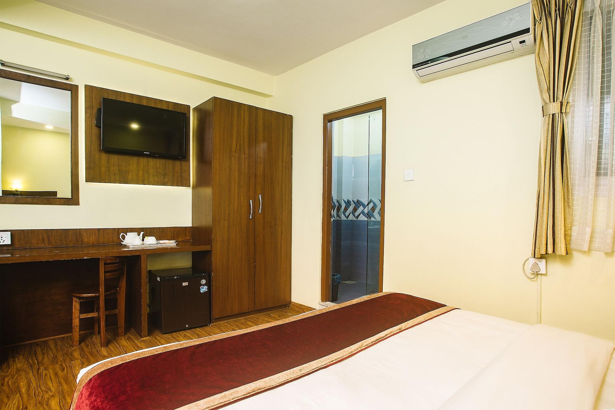 Backyard Hotel Kathmandu Ngoại thất bức ảnh