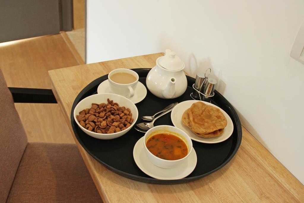 Backyard Hotel Kathmandu Ngoại thất bức ảnh
