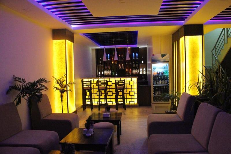 Backyard Hotel Kathmandu Ngoại thất bức ảnh