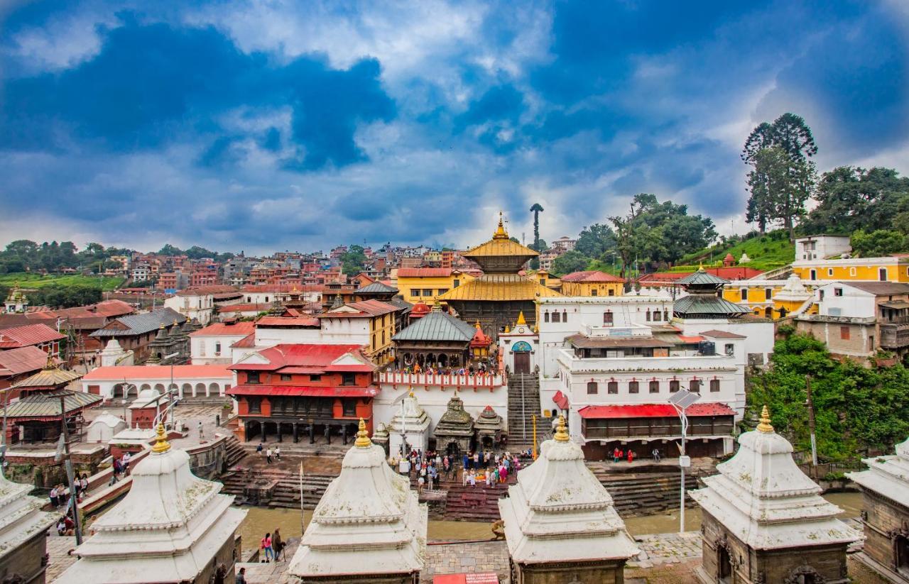 Backyard Hotel Kathmandu Ngoại thất bức ảnh