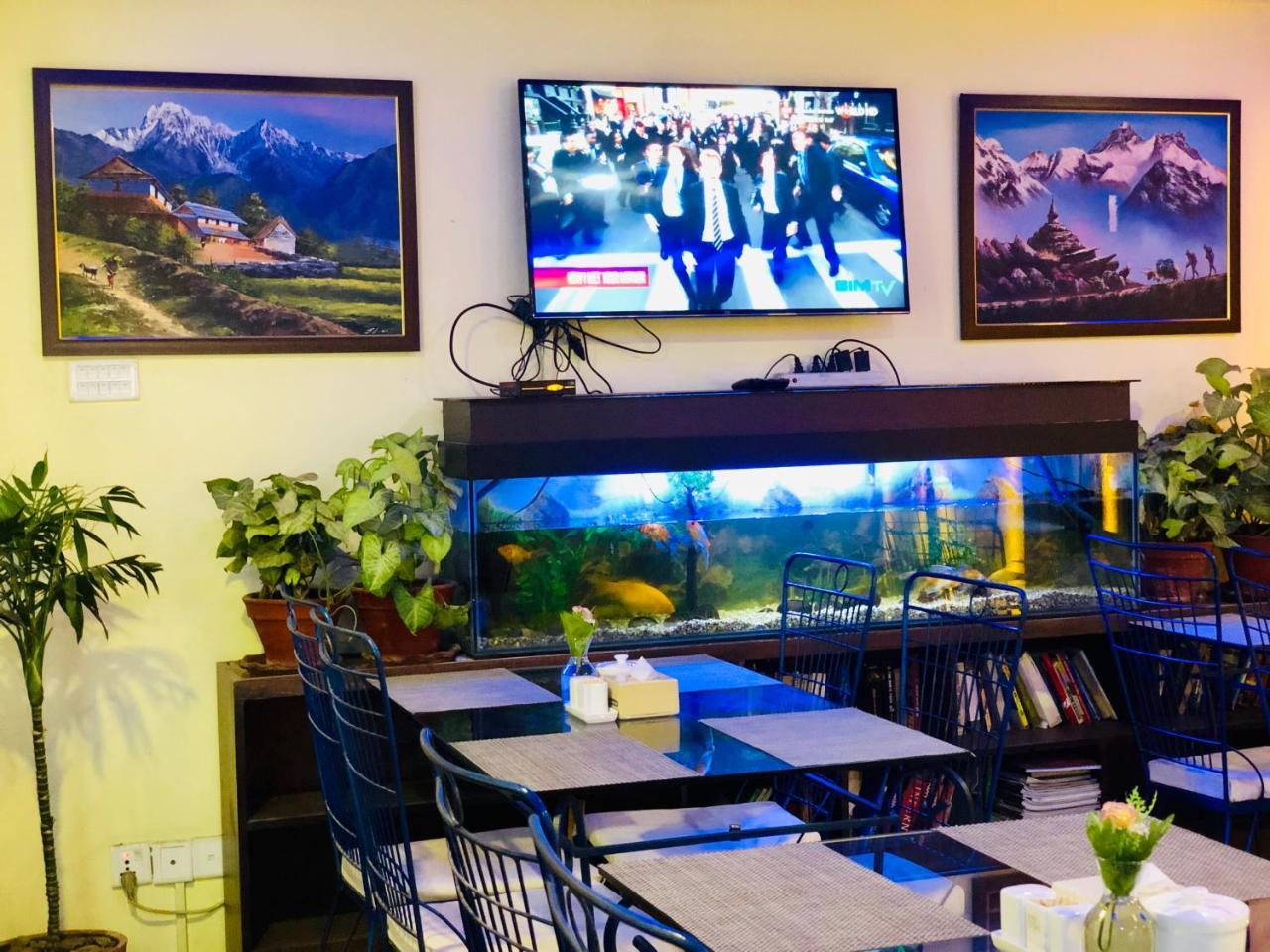 Backyard Hotel Kathmandu Ngoại thất bức ảnh